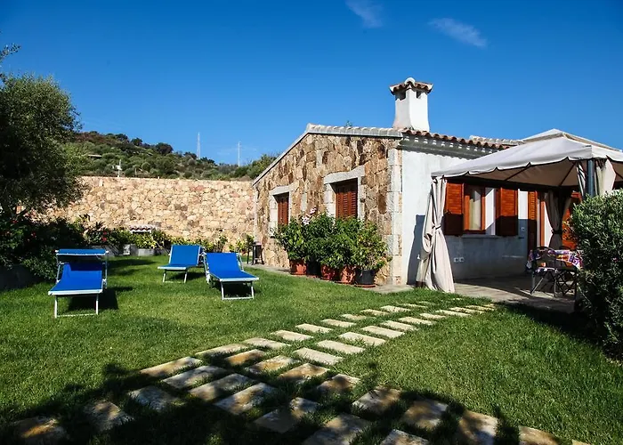 Iss Travel, Stazzu Fioritu - Ground Floor Apartments With Sea View